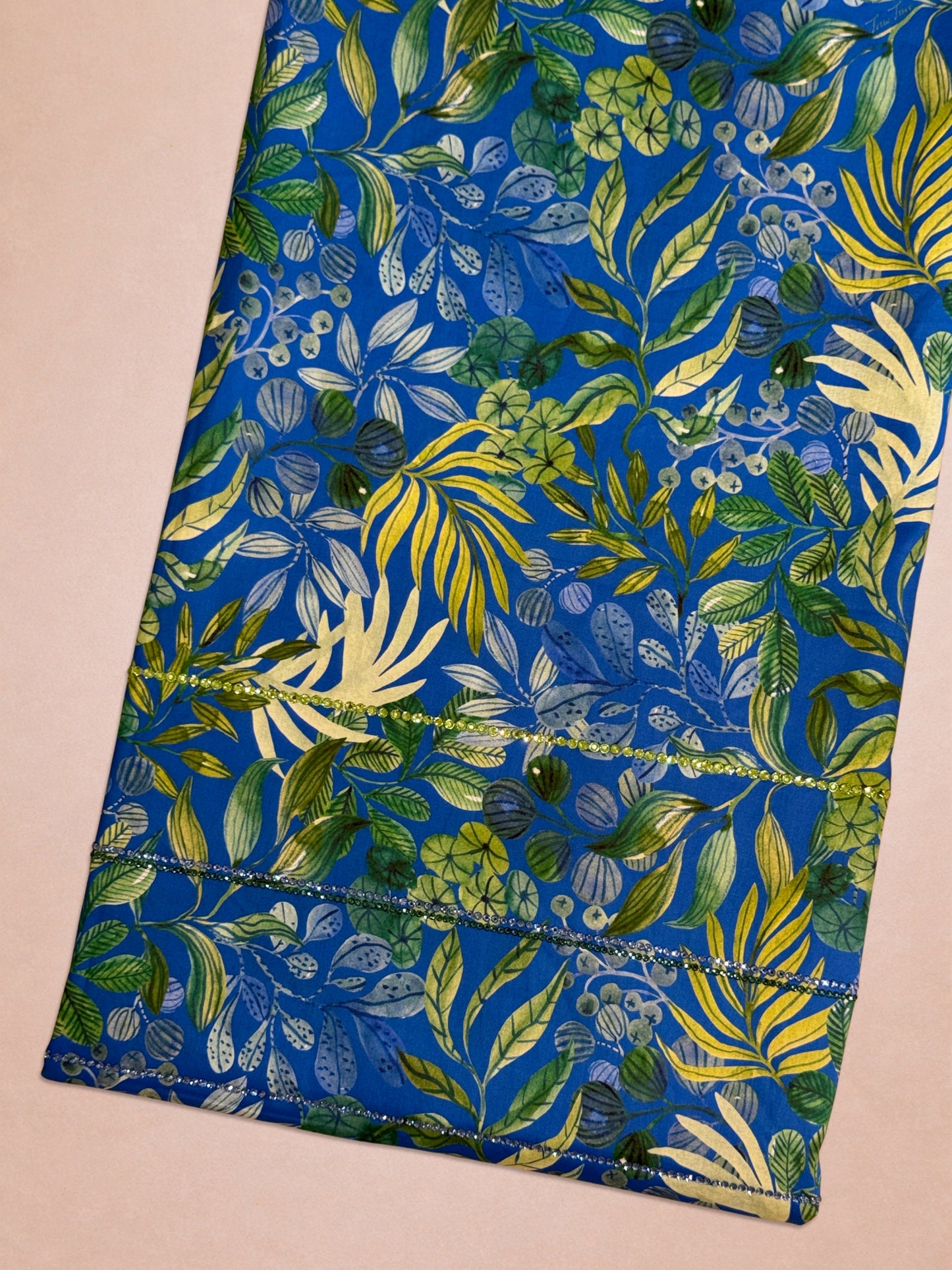 Crystal-Embellished Kaftan 2026