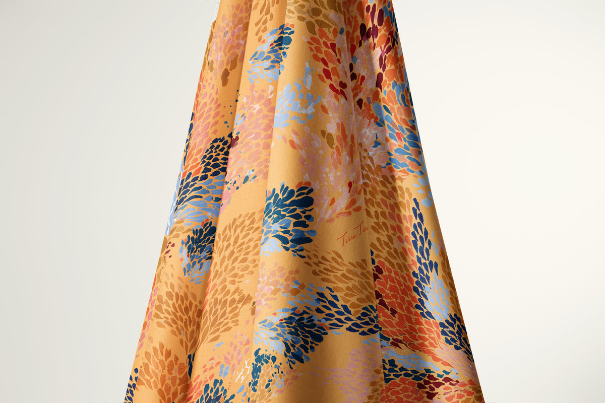 Coral Reverie - Italian Cotton Fabric | SUM26
